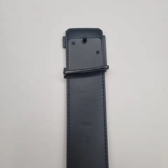 Louis Vuitton
Initiales black checkered leather belt
90cm (36in) - Picture 3 of 5